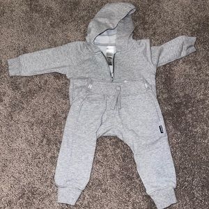Bonds fleece tops and pants